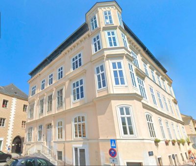 Lichtdurchflutete Altbauwohnung in Campus-Nähe