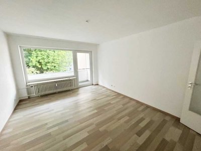 Ruhige Lage, Schöner Ausblick, Balkonwohnung mit 2 Zimmern in 53474 Bad Neuenahr!! W109