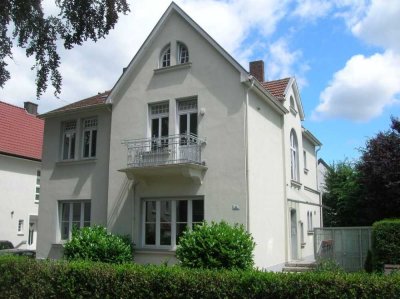 Sanierte Altbau-Wohnung mit Dachterrasse und Einbauküche in Rheine