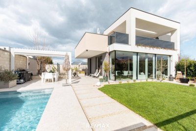 Modernes, exklusives Einfamilienhaus mit Pool in Wiennähe - LIVING DELUXE