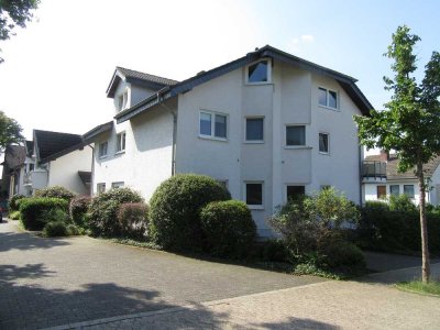 Siegburg-Kaldauen 3 Zimmer- Wohnung im EG mit Balkon und TG-Platz. Wfl. ca.75m²