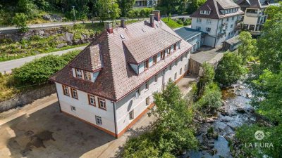 Sanierungsbedürftiges Mehrfamilienhaus in guter Lage - kaufen, sanieren, vermieten