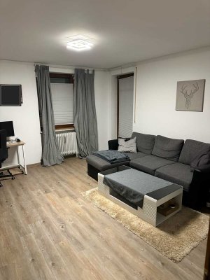 Gepflegte 4-Zimmer-Wohnung mit Balkon und EBK in Augsburg