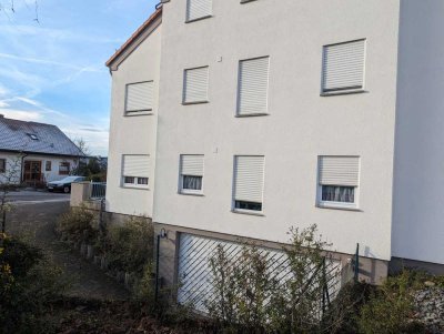 Attraktive 3-Raum-Wohnung mit EBK und Balkon in Brackenheim