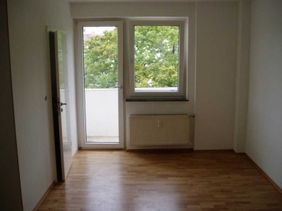 Schöne 1-Zimmer Wohnung mit Balkon - ab 15.03.25