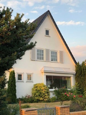 Charmantes Einfamilienhaus mit Wintergarten und gepflegtem Garten in zentraler Lage von Lengerich