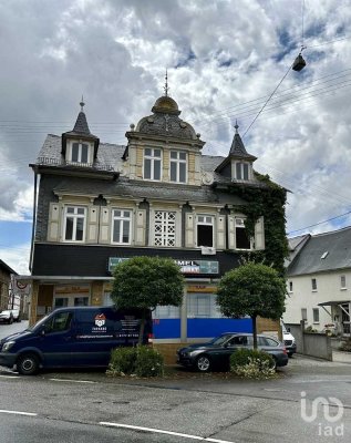 Denkmalgeschützte Mehrfamilienhaus mit Gewerbeeinheit in Weisel, 5 Minuten von Loreley zu verkaufen