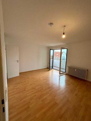 Helle 1-Zimmer-Wohnung in Uni-Nähe mit Balkon sucht Nachmieter