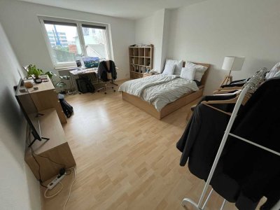 Drei schöne 1-Zimmer Wohnungen in Köln-Sülz