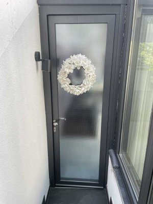 Geschmackvolle 2-Raum-Wohnung mit gehobener Innenausstattung mit Balkon und Einbauküche in Karlsruhe