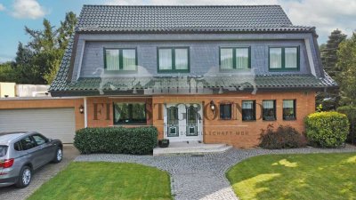 - Provisionsfrei- Exklusives Einfamilienhaus in exponierter Lage von Gladbeck