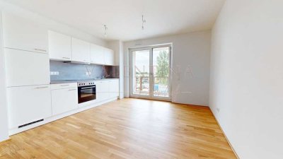 VALENTINA - Schönhof-Viertel | Viel Platz zum Wohlfühlen: Große 2-Zimmerwohnung mit EBK und Balkon