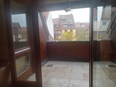 Freundliche und gepflegte 3-Zimmer-Dachgeschosswohnung mit Balkon und EBK in Hüfingen