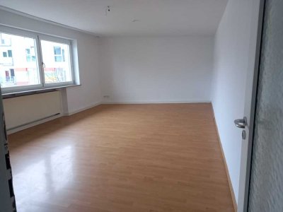 Schöne 3-Zimmer-Wohnung in Kempten zu vermieten (WG geeignet)