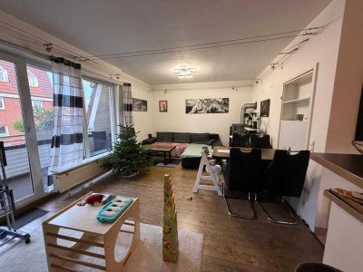 *Traumhafte Dachterrasse* Moderne 2- Zimmer DG-Wohnung