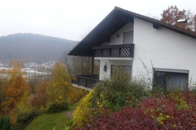 Sehr schöne 2-Zimmer-Erdgeschosswohnung mit Terrasse in gehobener Wohnlage in Eberbach