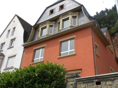 Schöne Dachgeschoßwohnung mit Blick auf die Mosel, Pallien, WG-geeignet