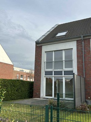 Modernes Reiheneckhaus mit Garten & Carport in Bocholt-Biemenhorst