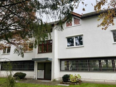 Attraktive 2-Zi. Maisonette-Wohnung mit Stellplatz