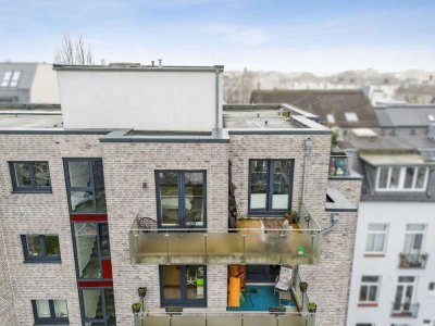 Schöner Panoramablick: Endetage mit Dachterrasse, und zwei TG-Stellplätzen im Herzen von HH-Ottensen