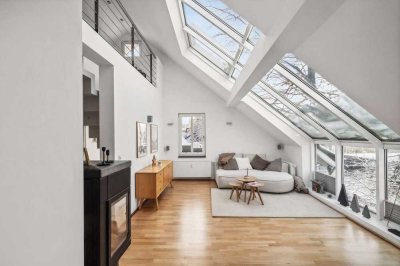 Wunderschöne, helle Maisonette Wohnung mit großem Balkon + Stellplatz