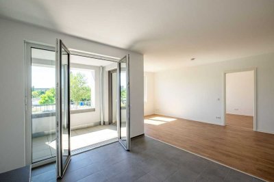 Großzügige 4-Zimmer Wohnung mit 2 Bändern und Loggia /geeignet auch für WG´s