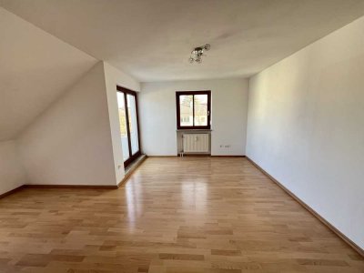 Frisch saniert & möbliert! Gemütliches 1-Zimmer-Appartement in Pfersee