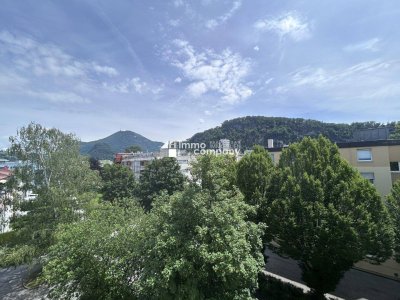 Über den Dächern Salzburgs I Wohnen mit Weitblick im 2-Zimmer-DG-Apartment mit Balkon und Parkplatz