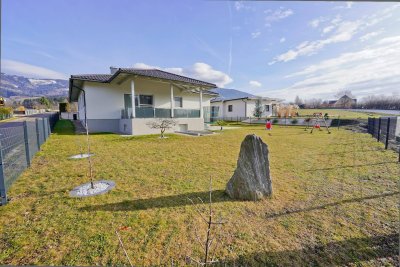 Neuwertiger Bungalow in sonnig ländlicher Lage mit schönem Grundstück Nähe Wolfsberg