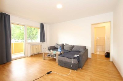 **Reserviert** Zwei Zimmer-Wohnung in gepflegtem Haus.