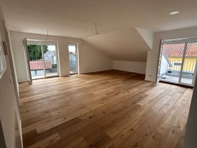 Erstbezug mit Balkon: Exklusive 3-Raum-DG-Wohnung mit gehobener Innenausstattung in Langquaid