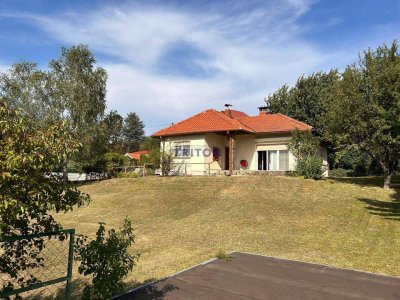 Neuer Preis - Bungalow mit Ausblick