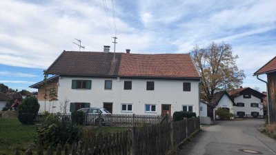 Attraktives 4-Zimmer-Farmhaus mit EBK in Reichling