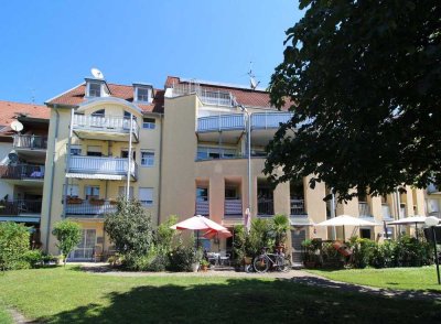 3-Zimmerwohnung mit Balkon und Einbauküche in Freiburg