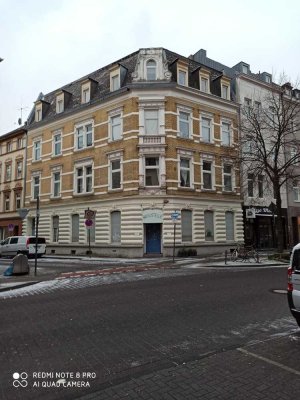 Helle 3-Zimmer-Wohnung im Denkmalaltbau. Mitten in Ehrenfeld