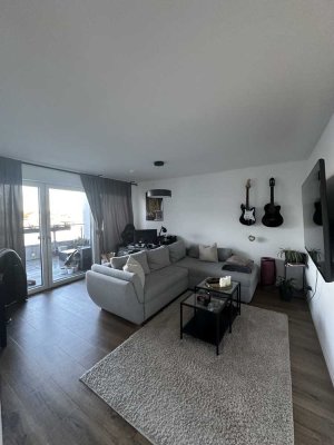 Penthouse mit Balkon und EBK