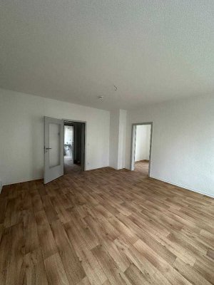 Neu sanierte 3-Raum-Wohnung im Erdgeschoss