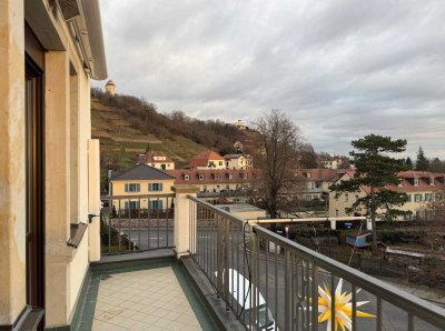 Erstbezug! Exklusive 5-Zi.-Wohnung mit Südbalkon und traumhaftem Ausblick