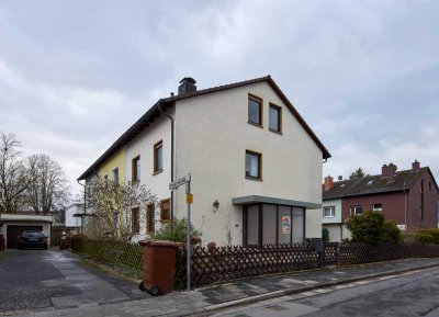 Reihenendhaus mit Mainblick