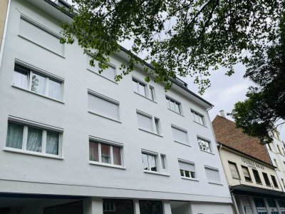 Attraktive 3,0  Zi - Wohnung -  Komplett Saniert - Erstbezug