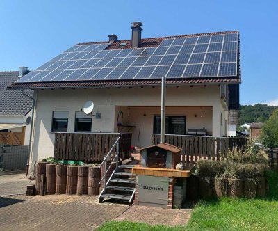 Gepflegtes Einfamilienhaus bietet Platz und Ruhe