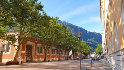 Altbau meets Neubau! Wunderschöne Wohnung direkt gegenüber der Alten Saline!