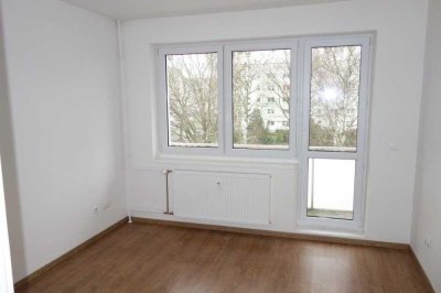 Sanierte Balkonwohnung in Falkensee **EBK / 2 Balkone**