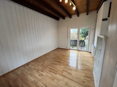 Stilvolles 1-Zimmer-Appartement mit gehobener Innenausstattung mit Balkon und EBK in Marburg