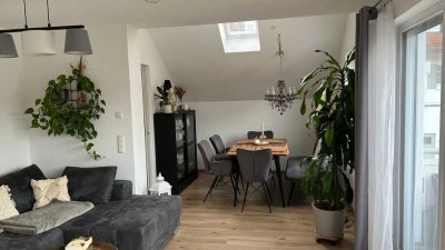 Geschmackvolle 4-Zimmer-Maisonette-Wohnung in ruhiger Innenhoflage