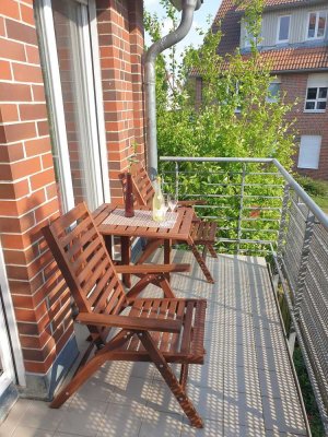 Ruhige Wohnung im Grünen mit Balkon