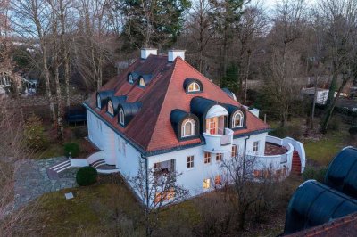 "Haus im Haus" in eleganter Mehrfamilienvilla.