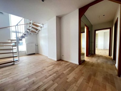 Unikat - 4,5 Zi-Maisonette-Whg. mit 2 Dachterrassen und 2 TG Stellplätzen in begehrter Wohnlage