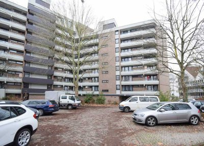 Leerstehende und sanierte 1-Zimmer-Wohnung mit Balkon in Köln-Westhoven