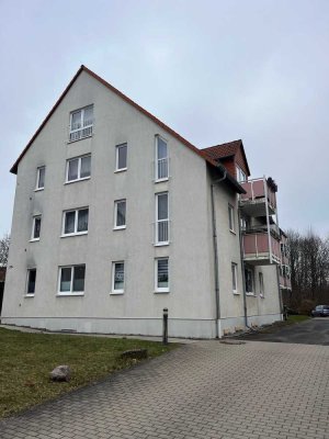 wunderschöne, helle und moderne 1 Raum Wohnung im Erdgeschoßund Stellplatz